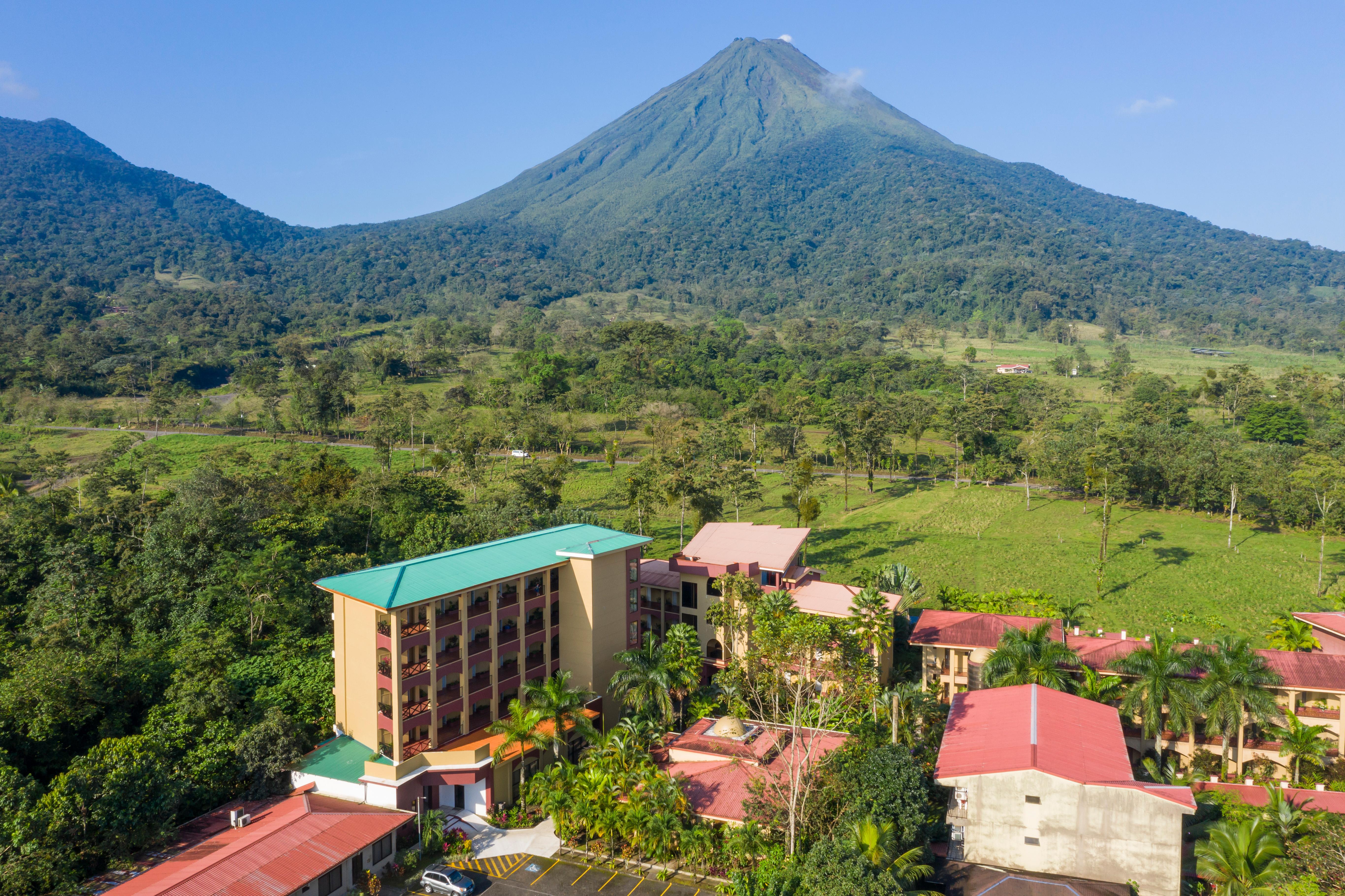 Hotel Magic Mountain La Fortuna Exterior foto