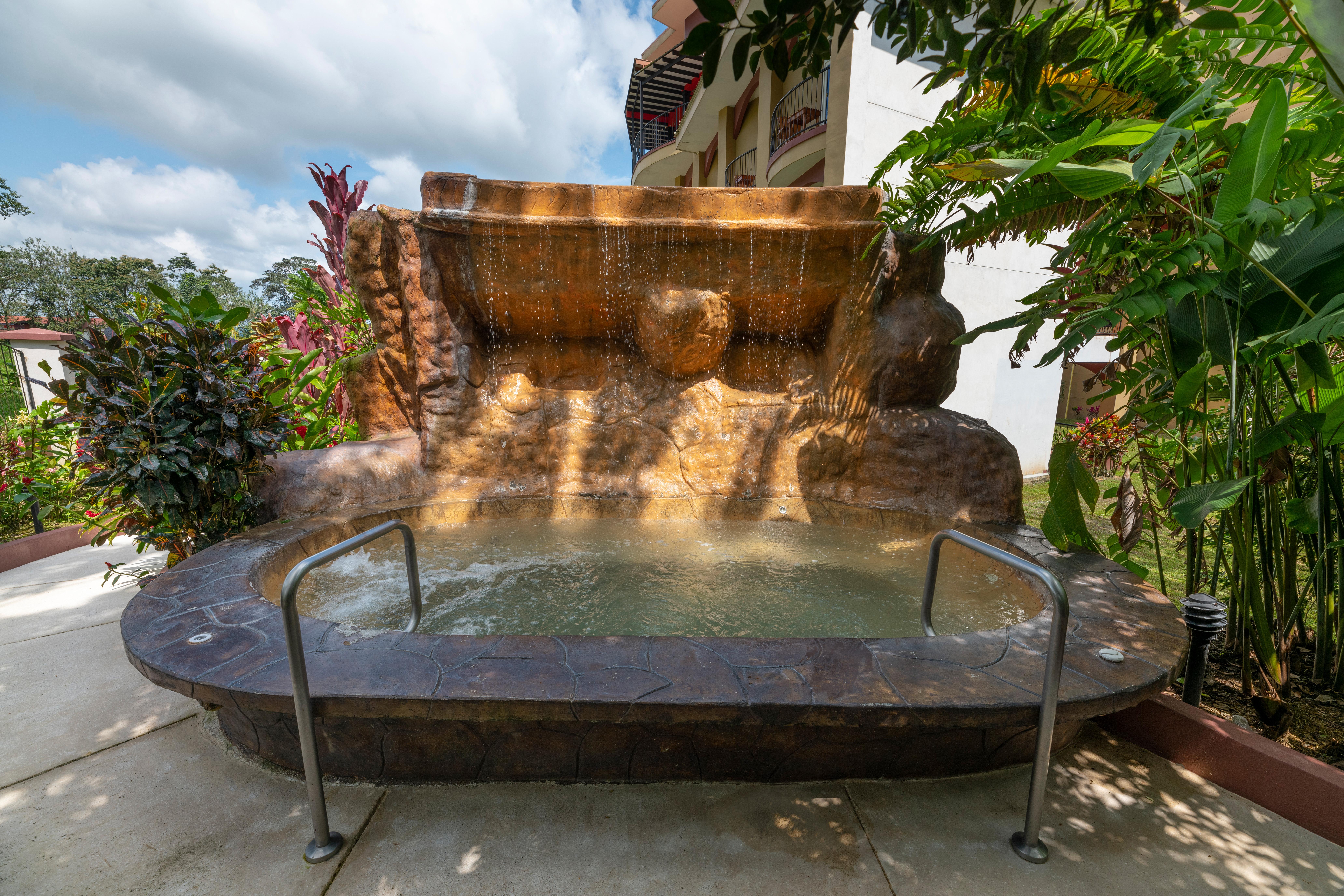 Hotel Magic Mountain La Fortuna Exterior foto