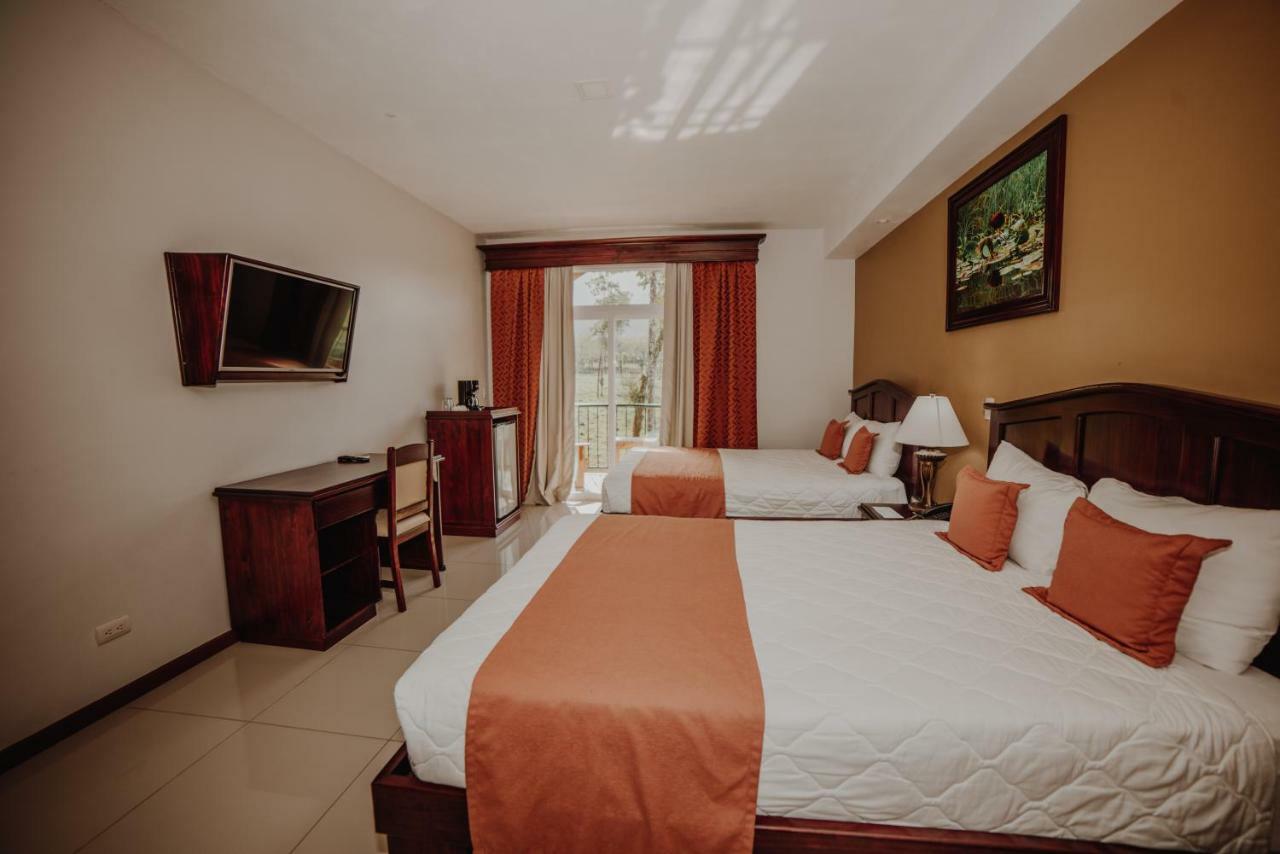 Hotel Magic Mountain La Fortuna Exterior foto